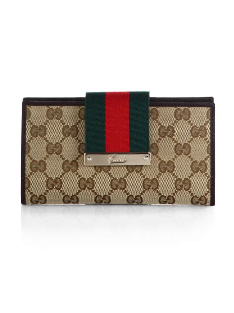 green gucci wallet for women.